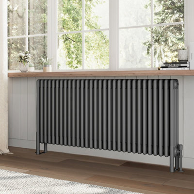 B&Q -  Braxton Grey Quadruple Horizontal Column Radiator (H)600mm (W)1370
