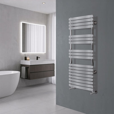 B&Q Everly Chrome Heated Towel Rail - 1200X500mm