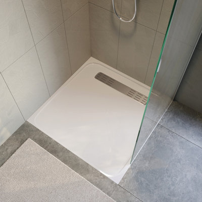 Plum&clay Lila Square Slimline Shower Tray (L)900mm (W)900mm (H)30mm from B&Q