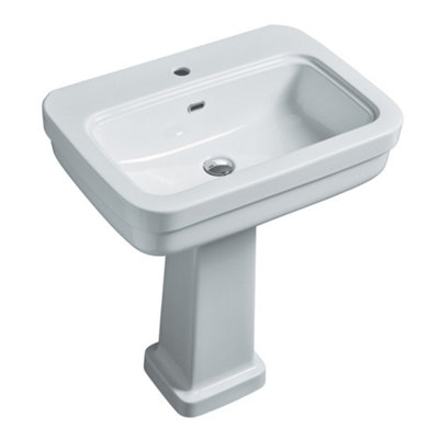 Plum&clay Everly Traditional Basin & Full Pedestal from B&Q