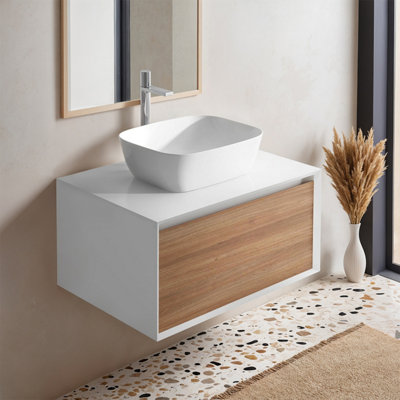 Plum&clay Declan White & Oak Wall Mounted Vanity Unit With White Countertop Set (W)600mm (H)400mm from B&Q
