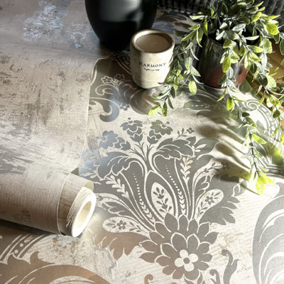 Belgravia Plaster Damask P2317 Luxury Silver Cream Metallic Wallpaper from B&Q