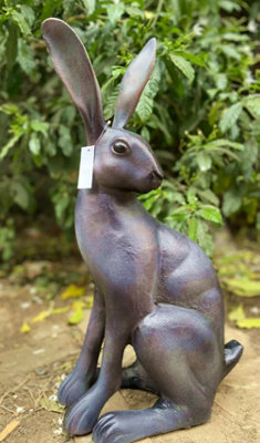 Inspirational Gifting Bronze Sitting Hare Garden Sculpture Cast In Aluminium