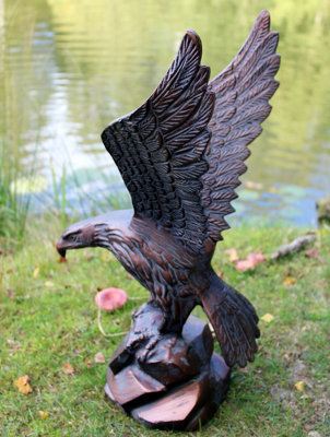 Inspirational Gifting Eagle Swooping Garden Sculpture Ornament Statue 52cm tall in hand cast solid Aluminium with bronze effect finish - Image 7