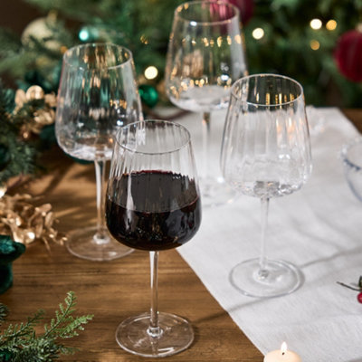 Dibor Set Of 4 Ribbed Vinatge Red Wine Glasses Wine Goblets Festive Decor Glassware 630Ml from B&Q