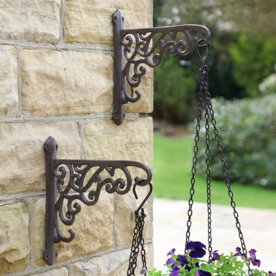B&Q -  Set Of 2 Cast Iron Ornate Scrolled Wall Bracket Outdoor Basket Hanger Garden Hanging Basket Bracket