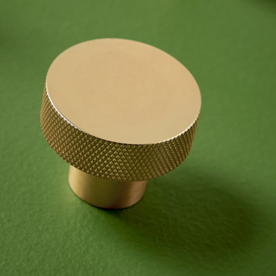 Scudo Apres Brushed Brass Knurled Round 42.5mm Handle KnobBrushed Brass from B&Q
