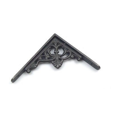 OakcraftsPair Of Antique Cast Iron Scroll Leaf Shelf Brackets115mm X 130mm from B&Q
