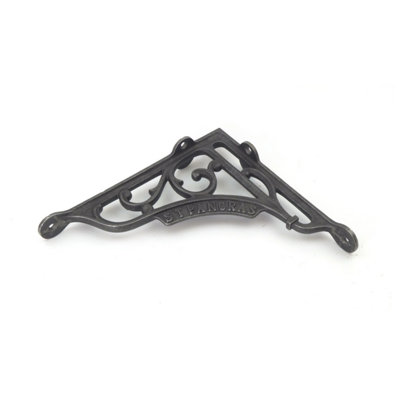 OakcraftsPair Of Antique Cast Iron London St Pancras Shelf Brackets195mm X 180mm from B&Q