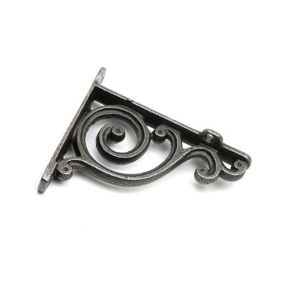 OakcraftsPair Of  Antique Cast Iron Victorian Scroll Shelf Brackets100mm X 90mm from B&Q