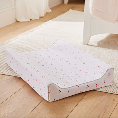 Cuddleco Wedge Changing Mat - Ditsy Cherry - Image 4