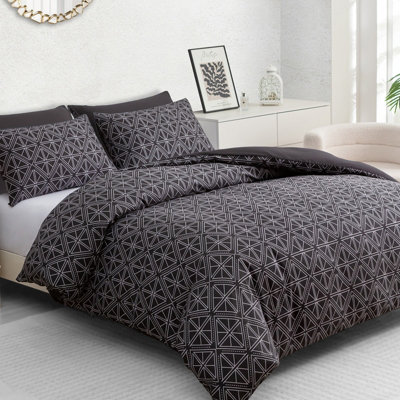 Pamposh King Size Duvet Cover SetsPremium Brushed Microfiber ReversibleHypoallergenic King Duvet Cover With Zipper Closure from B&Q