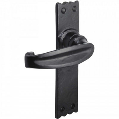 Betley Butterfly Iron Door Handles Black 158 X 38mm Antique Vintage Cottage Lever Latch Handle from B&Q