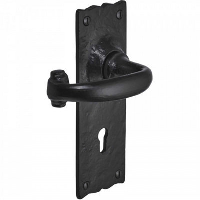Betley Butterfly Iron Door Handles Black 158 X 55mm Antique Vintage Cottage Lever Lock Handle from B&Q