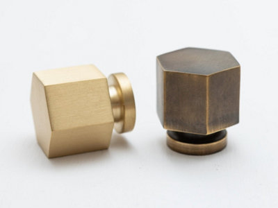Brass bee Brass Hexagonal Cabinet KnobHeavy Antique Brass from B&Q