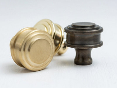 Brass bee Solid Brass Kitchen Pull Handles & Knobs  Borders Design Satin Brass from B&Q
