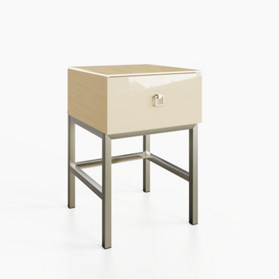 B&Q -  Lyra Lamp Table Alabaster White