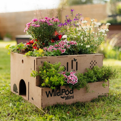 GravaHaus Wildpod Mini Planter And Wildlife Species Habitat from B&Q