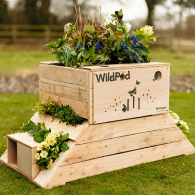 GravaHaus Wildpod Planter And Wildlife Species Habitat from B&Q