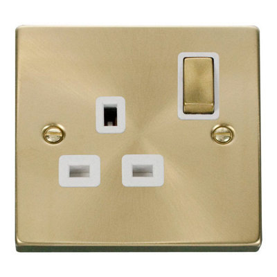 Satin / Brushed Brass 1 Gang 13A Dp Ingot Switched Plug SocketWhite TrimSe Home