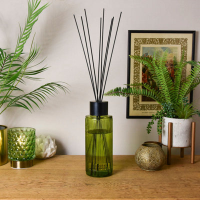 Madison & Mayfair Honeysuckle & GalbanumElegant Green Glass Reed Diffuser1200Ml