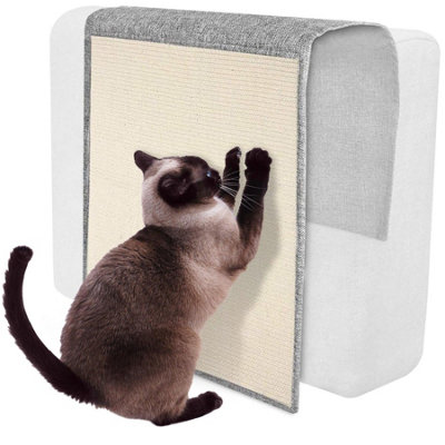 Geezy Cat Scratch Mat Natural Sisal Indoor Cats Grinding Claws Furniture Protection from B&Q