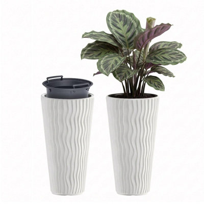 Geezy Tall White Plant Pot With Insert 29.7Cm Weather Resistant Planter Flower Pots from B&Q