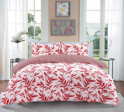 B&Q -  Ellie Red Reversible Duvet Cover Set