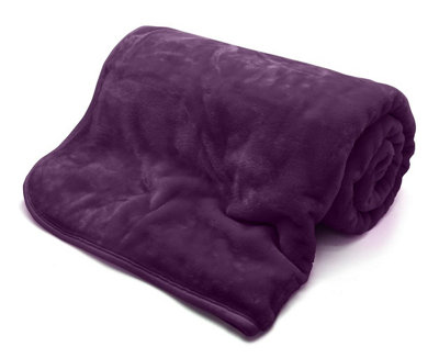 Kampala Hill Mink Blanket/Throw 127 X 152Cm Purple