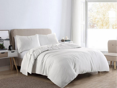 B&Q -  Plain Dye Flannelette Brushed Cotton Duvet Cover Set White