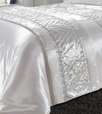Homespace Direct Ltd Kampala Hill Shimmer Bed Runner Sequin Embellished Bedding White from B&Q