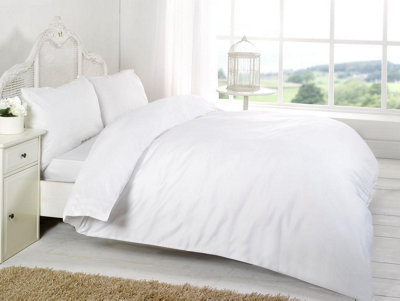 B&Q -  Egyptian Cotton 12" Fitted Sheet 200 Thread Count Super King