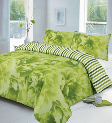 Homespace Direct Ltd Roses Lime Duvet Cover SetSize King from B&Q