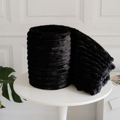 Kampala Hill Black Chunky Cord Blanket/Throw For Sofa Chair Bed 150X200cm