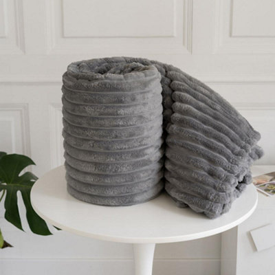 Kampala Hill Beige/Black/Ivory Chunky Cord Blanket/Throw For Sofa Chair Bed Charcoal 150X200cm