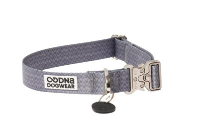 Dna Dogwear Waves Pro Collar Fd. Grey Med from B&Q