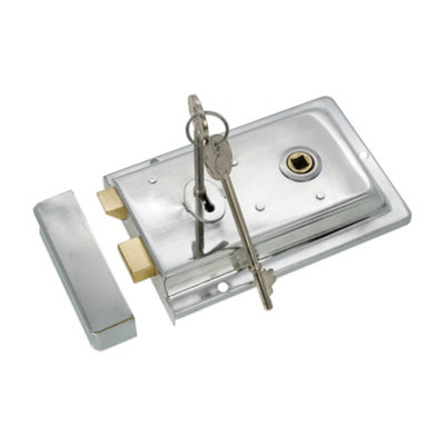 Spira Brass Iron Rim LockFluted Polished Chrome from B&Q
