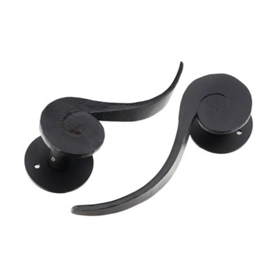 B&Q -  Ferro Lever On Rose Matt Black