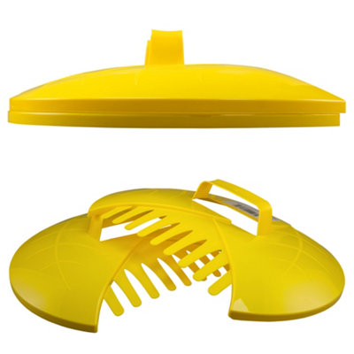 Cost Wise Garden Leaf Grabbers,hand Held Tidy Rake Picker,leaf Collector/grab (Daffodil Yellow) from B&Q