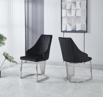 Modernique Set Of 2 Velvet Upholstered Dining Chairs With Chrome Metal Legs Cream