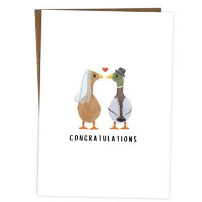 B&Q -  Congratulations Wedding CardOn Your Wedding DayJust MarriedFor NewlywedsBride & Groom