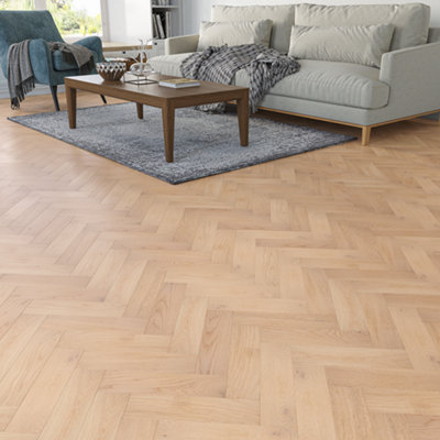 B&Q -  Fernhurst Herringbone OakOiled Engineered Wood80 X 300 X 10/30.96M2