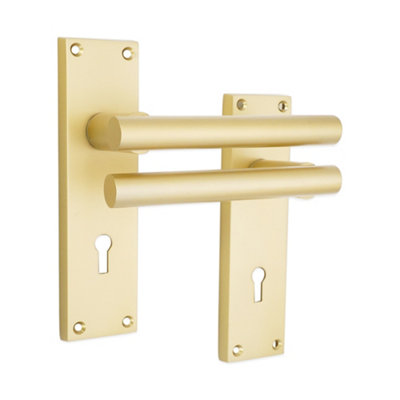 B&Q -  Jura Lever On Backplate Lock Satin Brass