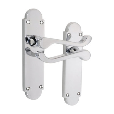 B&Q -  Oakley Lever On Backplate Latch Polished Chrome