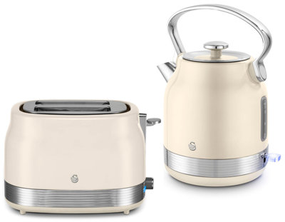 Swan Retro Revive Chantilly Cream 1.7L 3Kw Kettle And 2-Slice Toaster Set from B&Q
