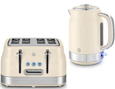Swan Retro Revive Chantilly Cream 1.7L 3Kw Jug Kettle & 4-Slice Toaster Set For Kitchen from B&Q