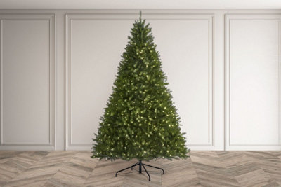 Norfolk Leisure White Halesworth Pine - Christmas Tree With 700 Warm Leds 7.5Ft
