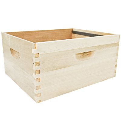 B&Q -  Langstroth Brood Box In New Zealand PineFlat-Packed Beehive Brood Chamber With Metal Runners
