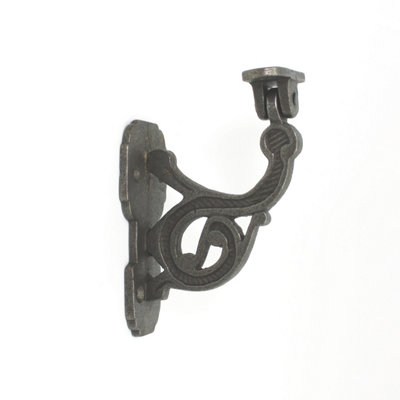 OakcraftsAntique Cast Iron Victorian Scroll Swivel Handrail Bracket from B&Q