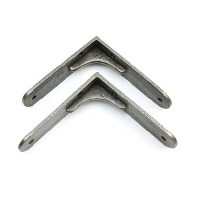 Pair Of Corner Brace Gallows Style Antique Cast Iron Shelf Brackets125mm X 125mm from B&Q